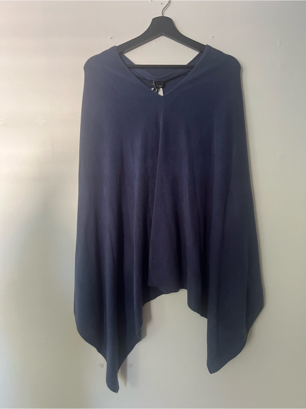 Coco & Carmen navy Sweater Poncho, one size, lightweight, autumn vibes, casual